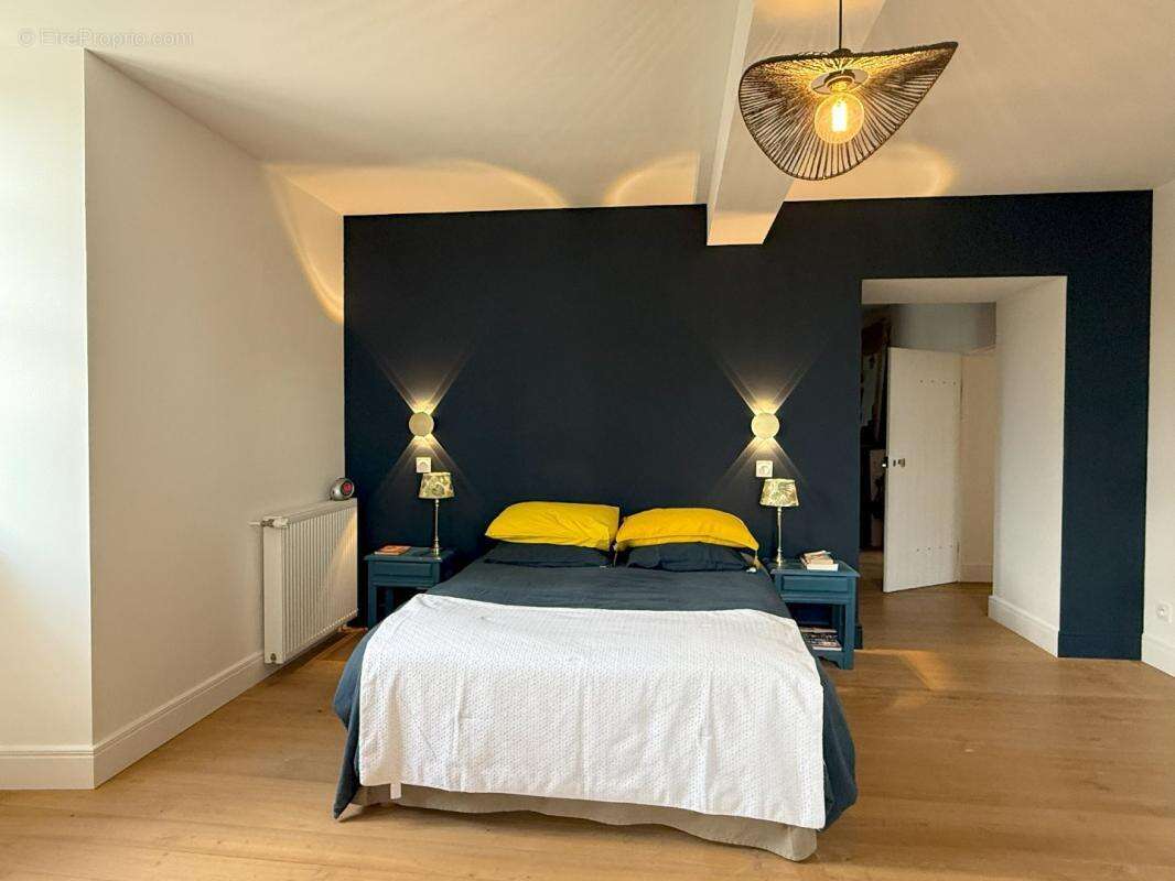 Maison à VALENCE-SUR-BAISE