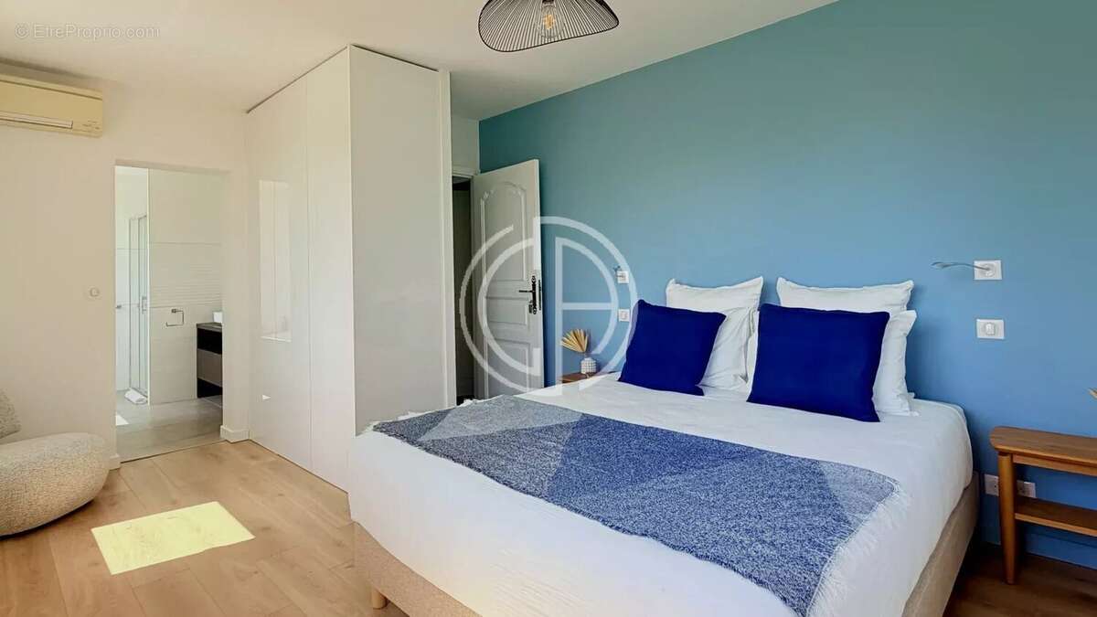 VILLA - MOUGINS - Secteur Prestigieux - photo 11