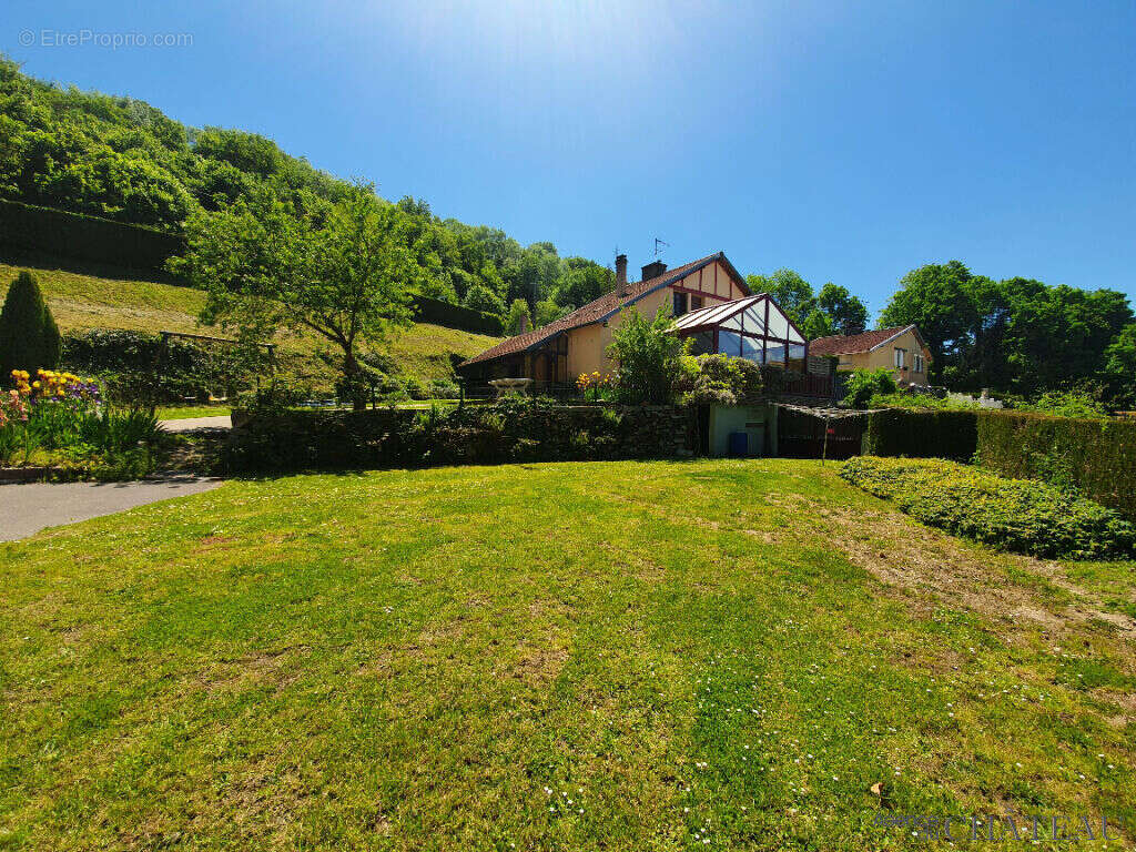 Maison à FLEURY-SUR-ANDELLE