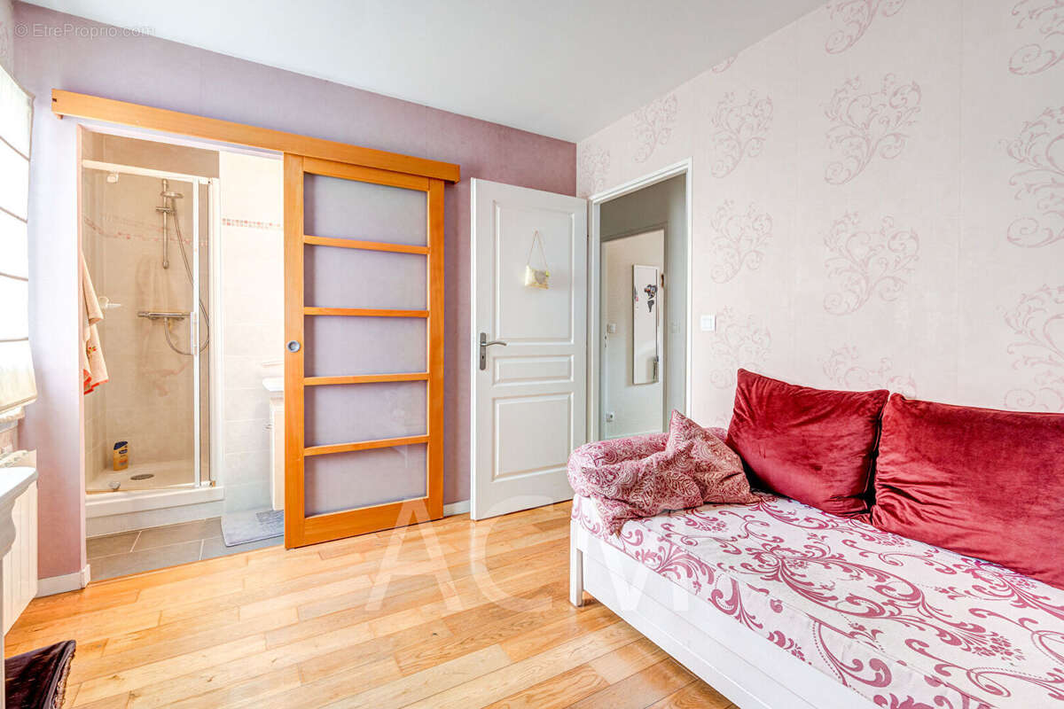 Appartement à MAISONS-LAFFITTE