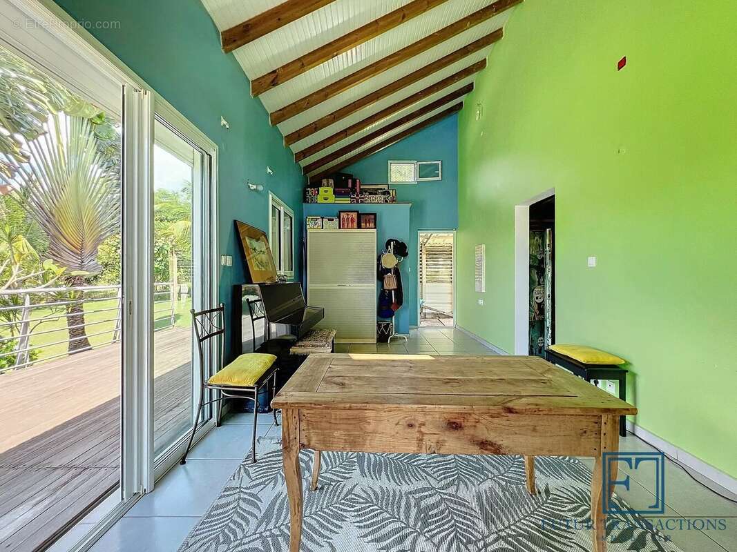 Maison à SAINTE-ANNE