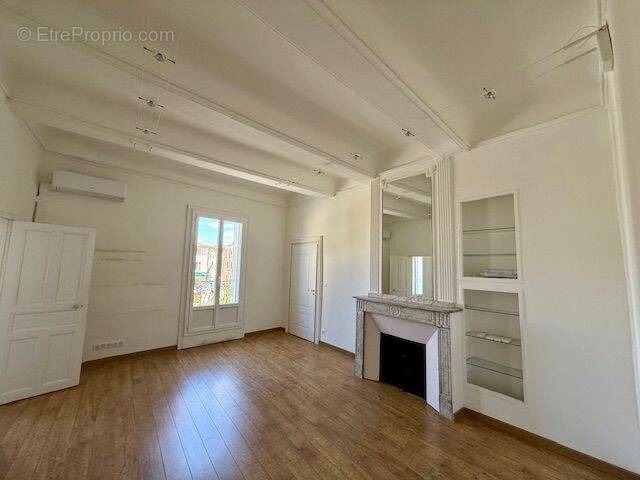 Appartement à LUNEL