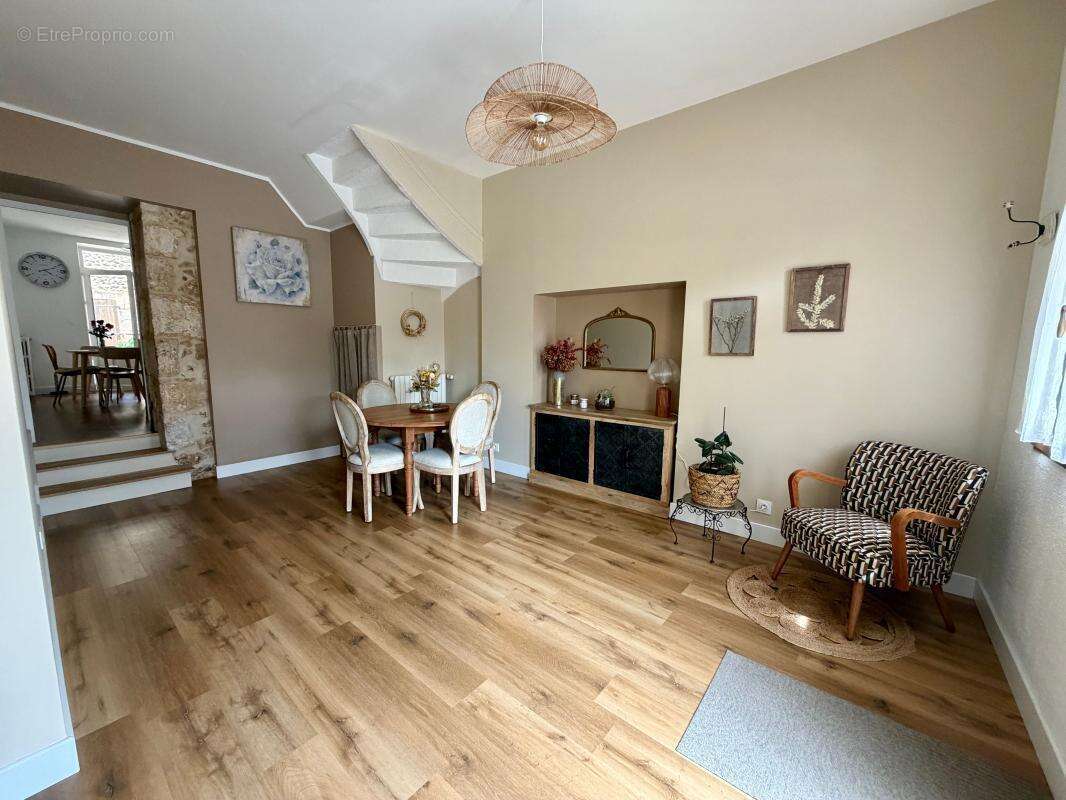 Maison à VERGT