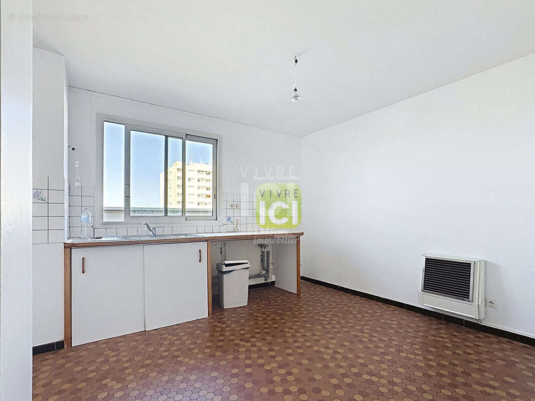 Appartement T4 avec vue panoramique sur Saint-Pierre - Cholet - photo 6