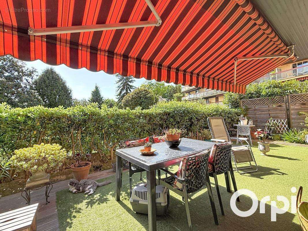Appartement à VILLENEUVE-LOUBET