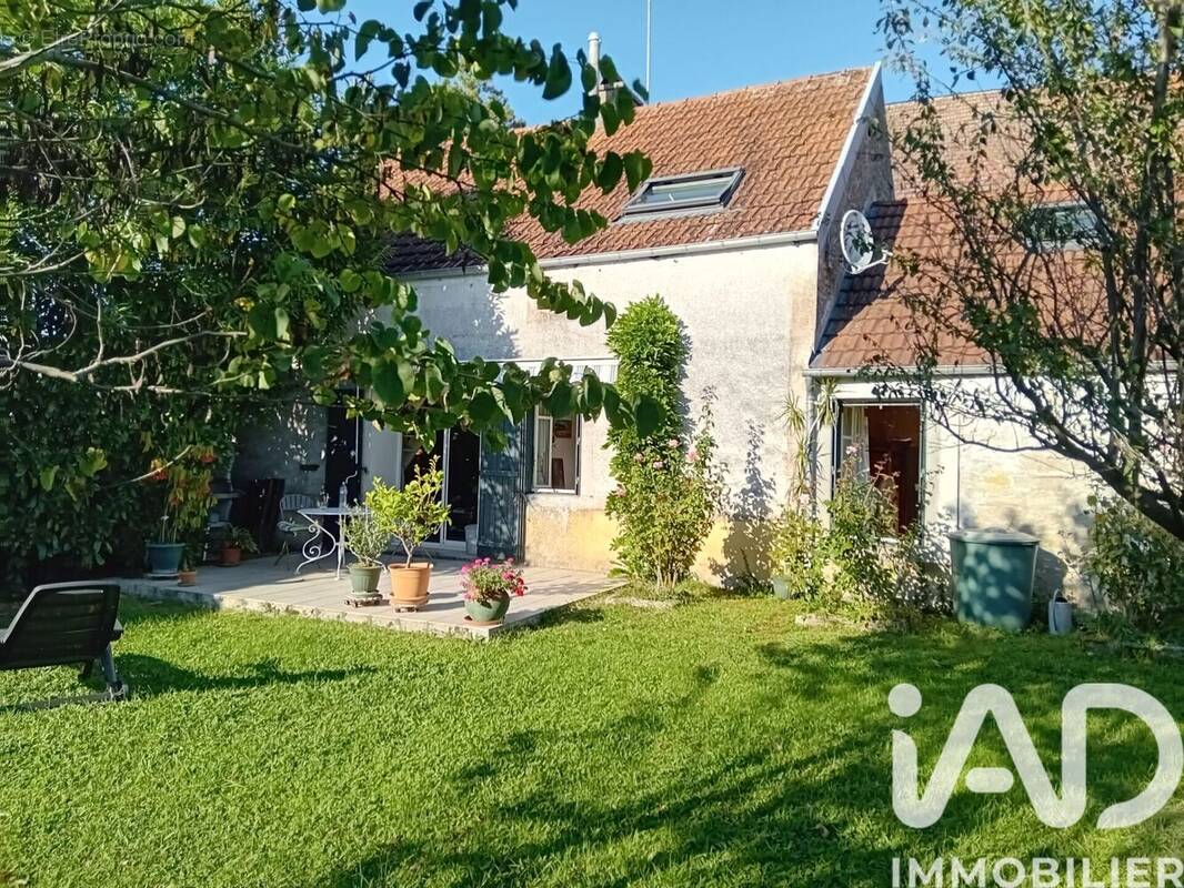 Photo 1 - Maison à ETIVEY