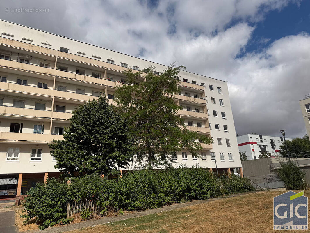 Appartement à HEROUVILLE-SAINT-CLAIR