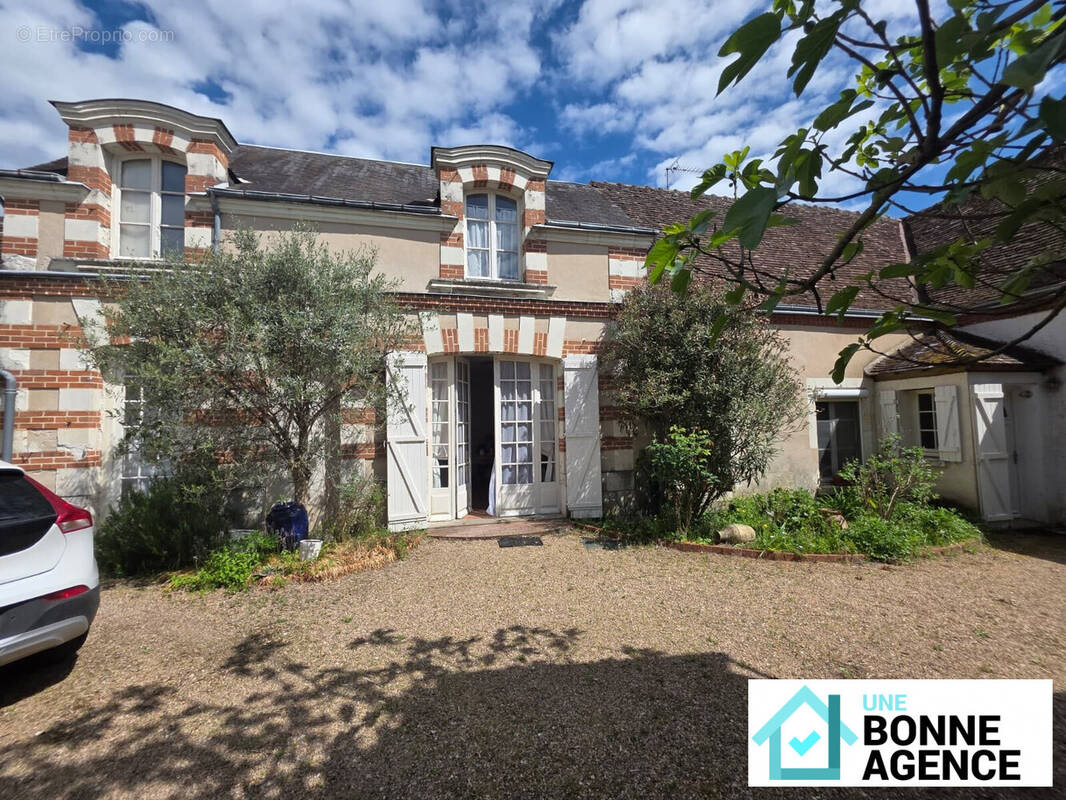 Maison à LIMERAY