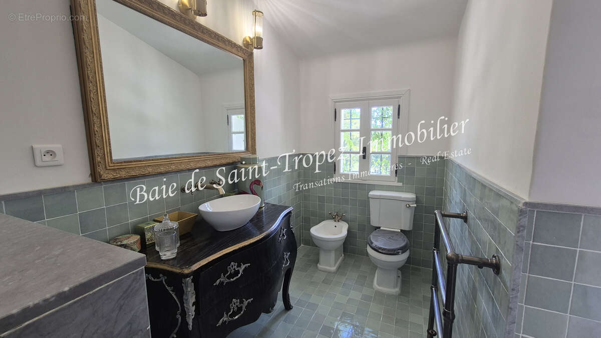 Maison à PLAN-DE-LA-TOUR