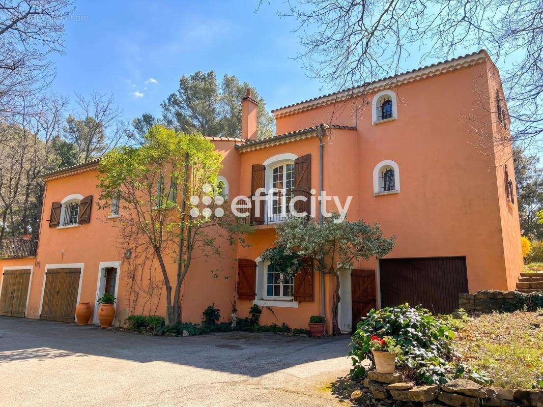 Maison à ROUSSET
