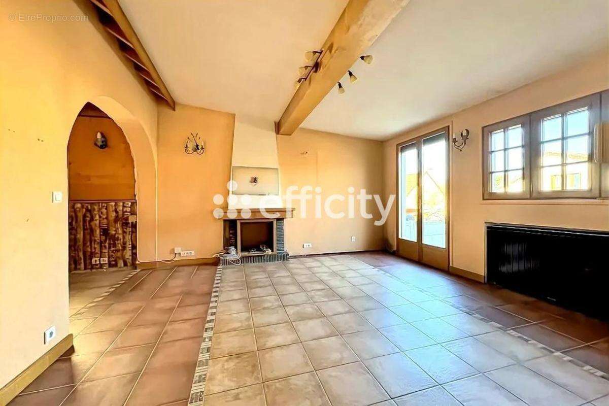 Maison à SAINT-PRIX