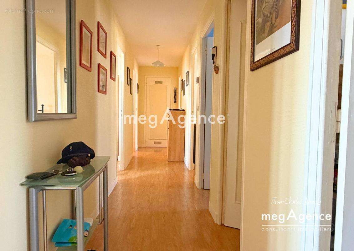 Appartement 5 pièce vue mer - Centre Ville - photo 6