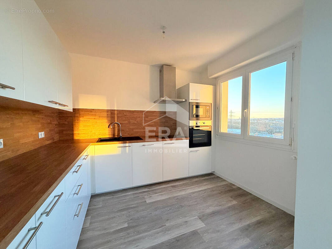 Appartement à MONDEVILLE