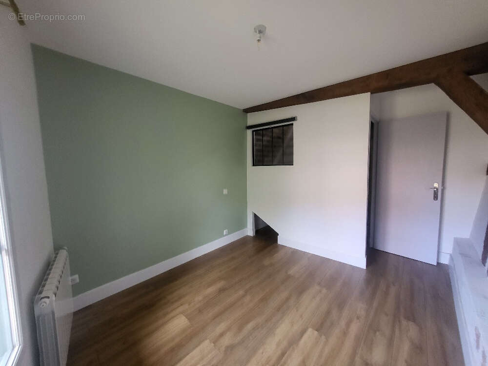 Appartement à CHATILLON-SUR-CHALARONNE