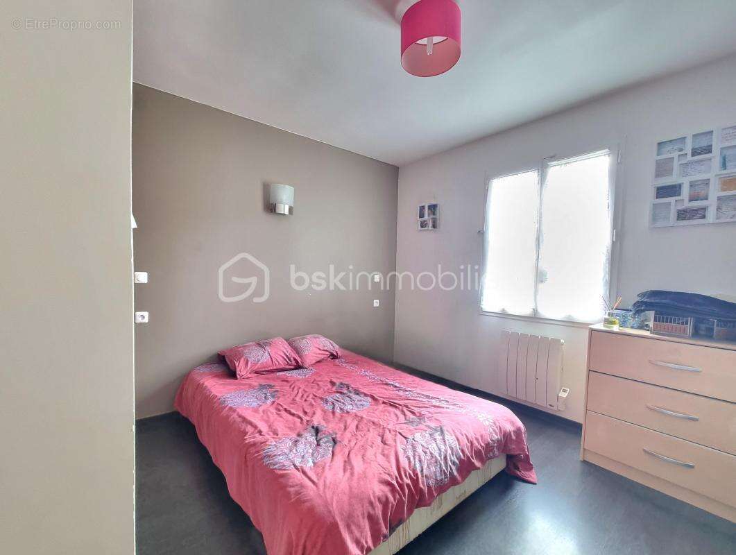 Maison à MONTIGNY-LENCOUP