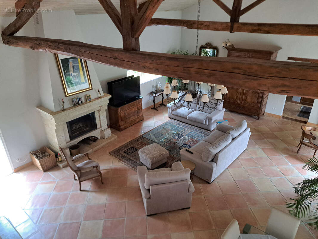 Propriete avec maison-piscine-terrain-local-bois - photo 5