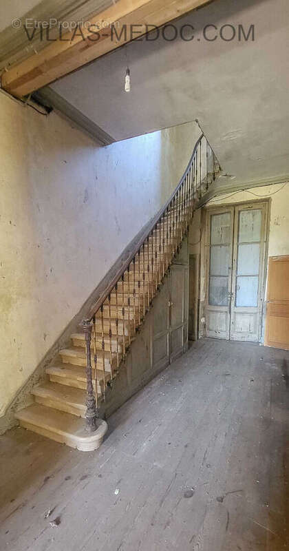 Maison à COUQUEQUES