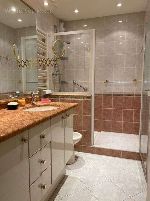 Appartement à CALUIRE-ET-CUIRE