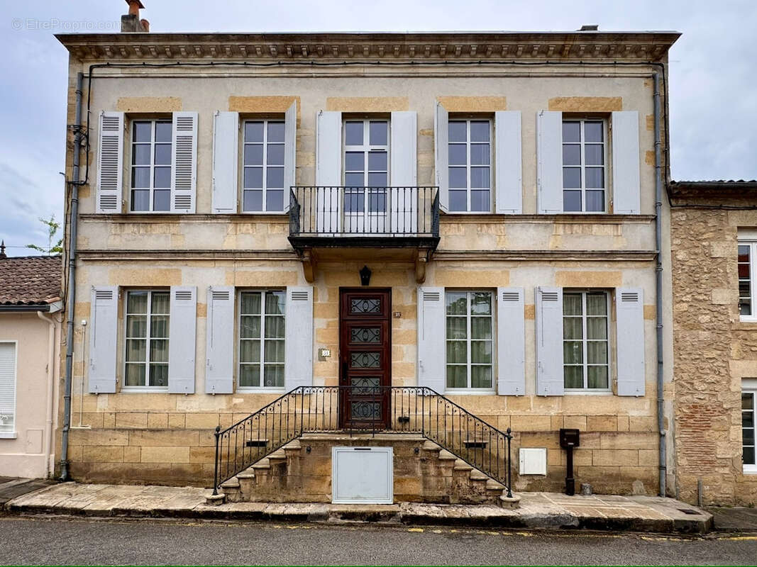 Maison à SAINT-MACAIRE