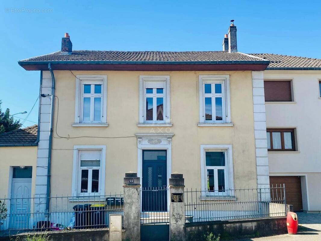 Maison à ARS-SUR-MOSELLE