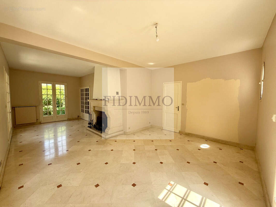 Maison à ORMESSON-SUR-MARNE