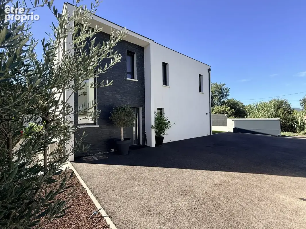 FREJUS - Villa contemporaine - 2024 - Piscine - photo 4