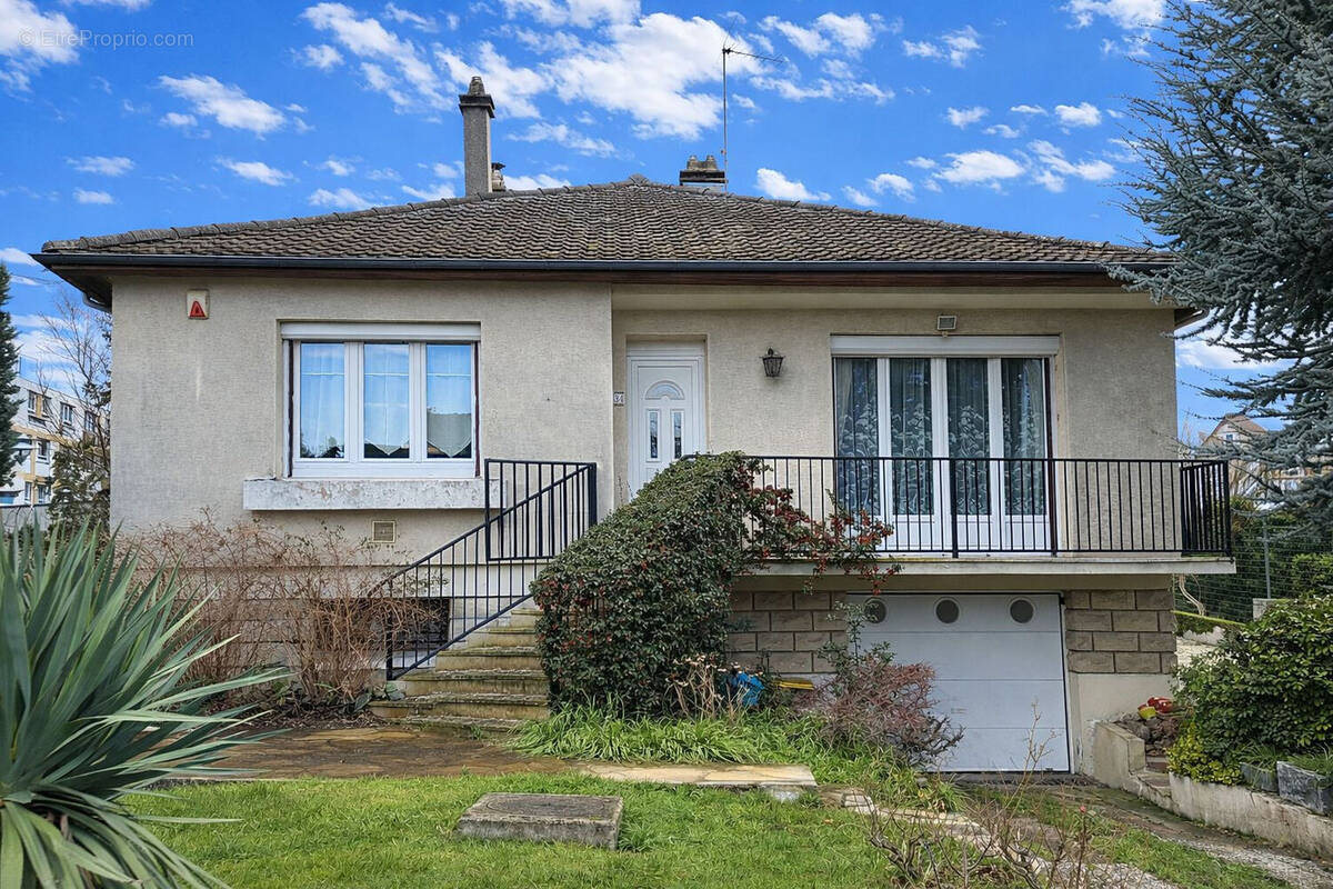 Maison à NEUILLY-PLAISANCE