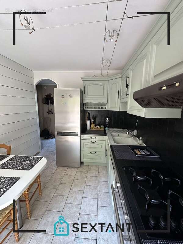 Maison à PETIT-COURONNE