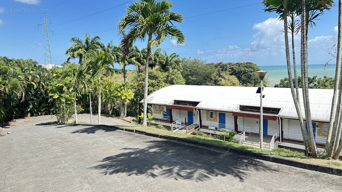 Commerce à BAIE-MAHAULT
