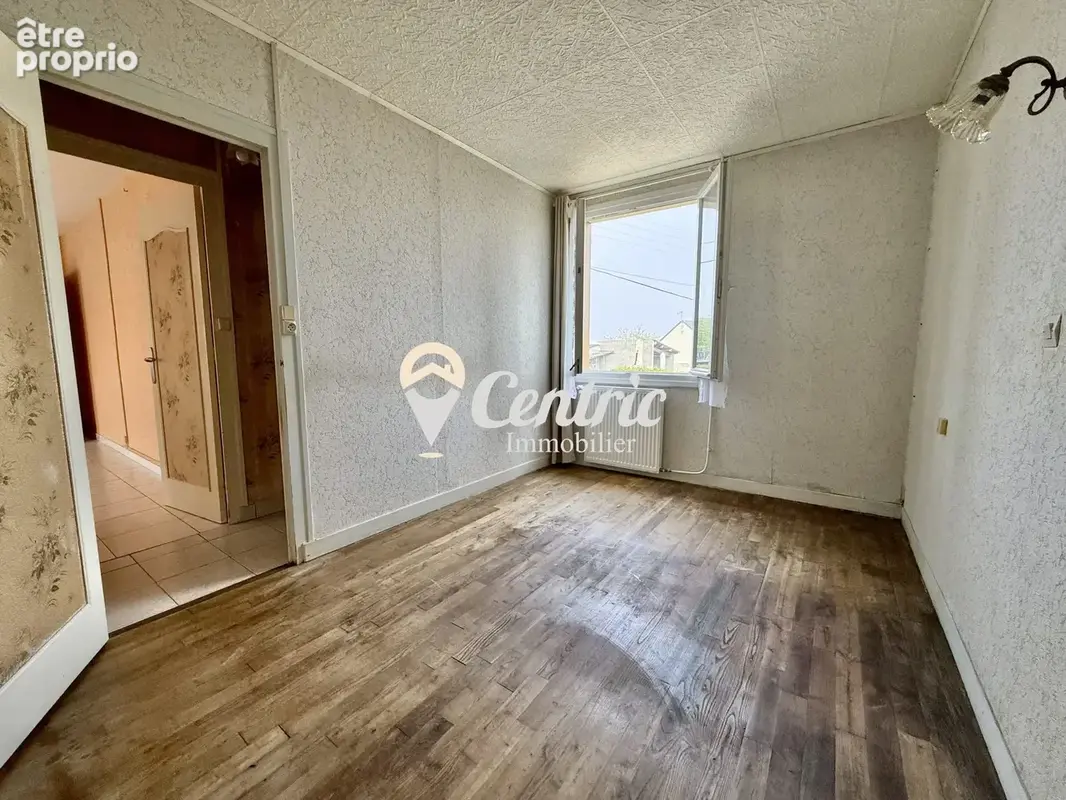 Maison 3 pièces 66 m² à vendre à Louresse-Rochemenier (49700) - photo 5