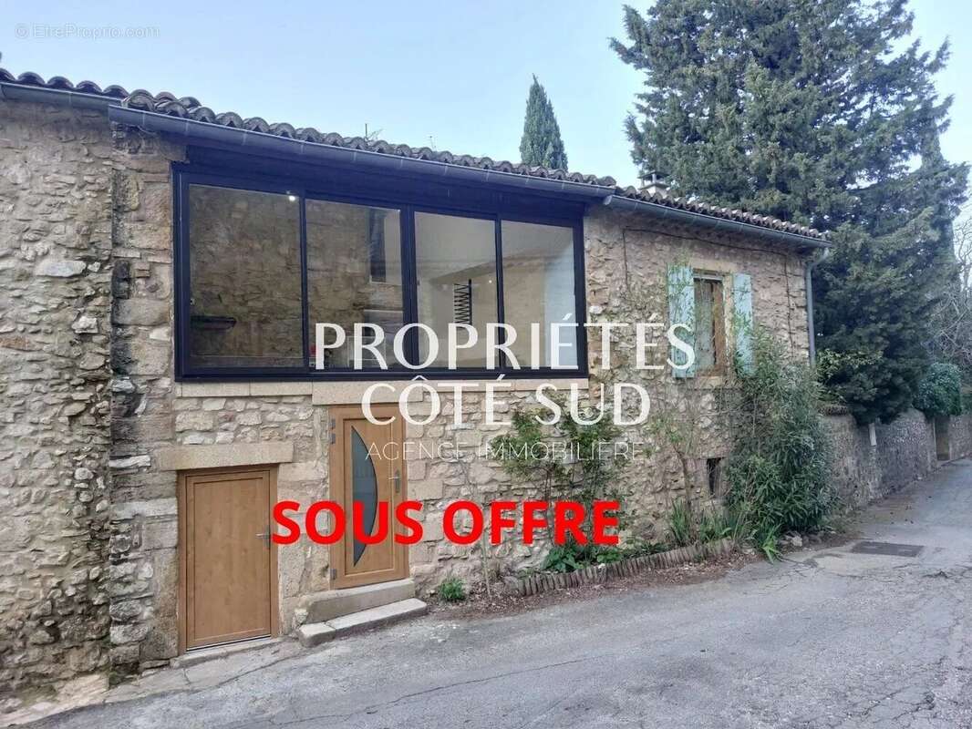 Maison à SAINT-VICTOR-LA-COSTE