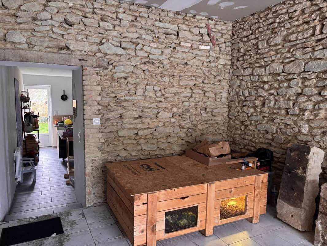 Maison à BEAUMONT-SUR-SARTHE