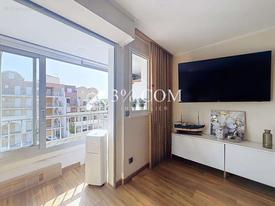GRUISSAN RIVE DROITE   Appartement entièrement rénové, 29.2 - photo 7