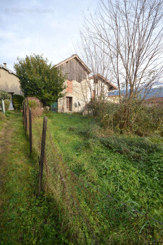 Maison à SAINT-ISMIER