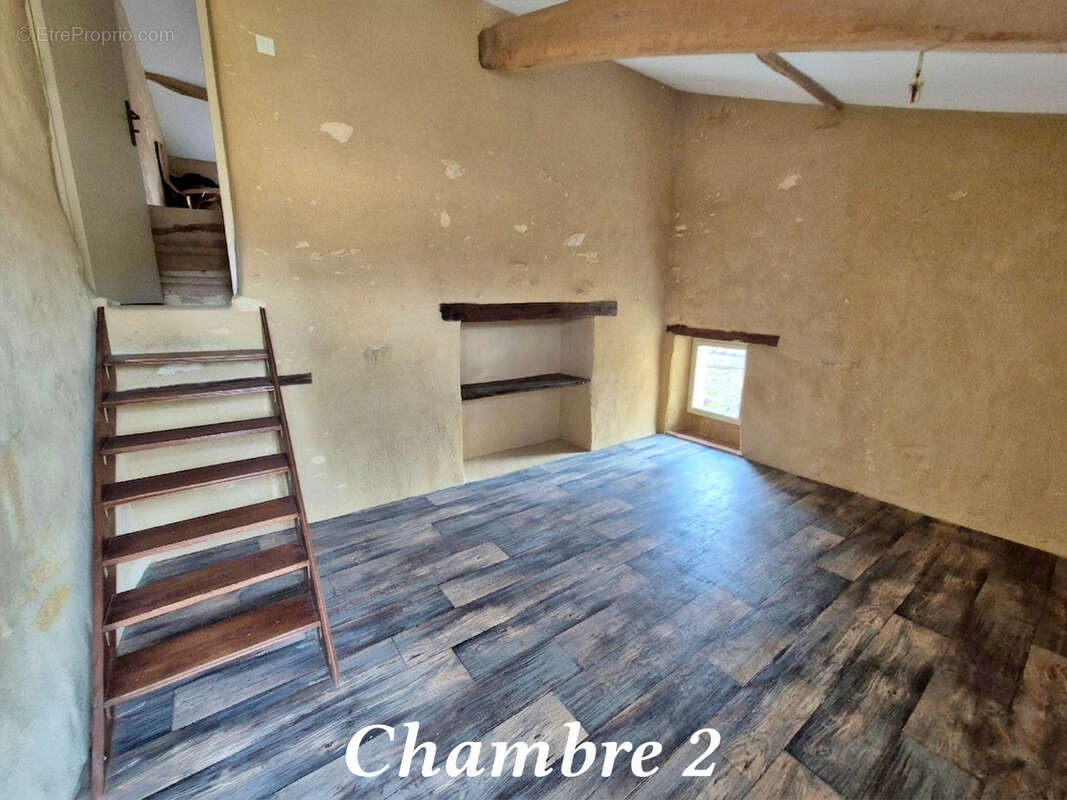 Maison à THOUARCE