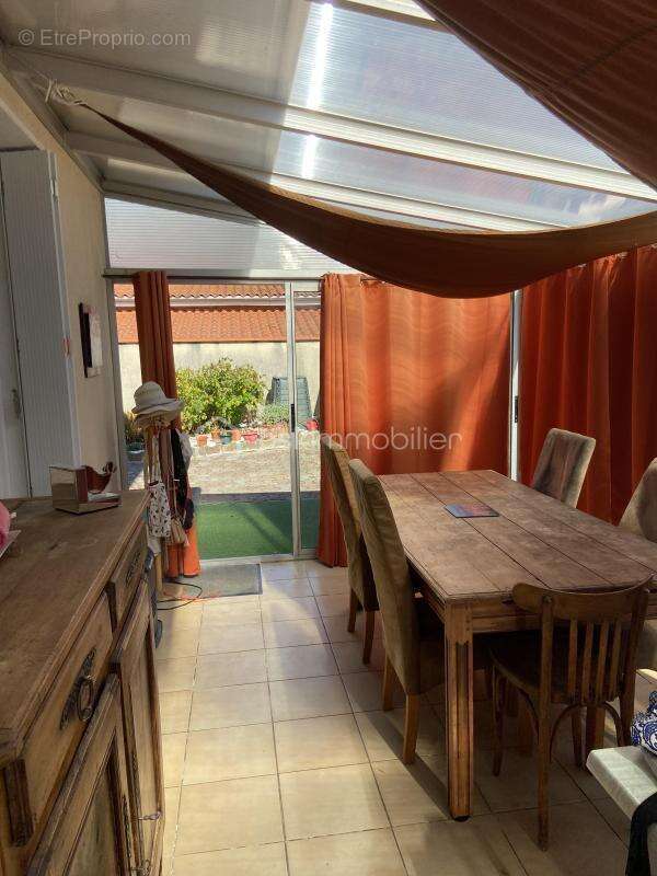 Maison  avec piscine à vendre : Profitez de l'évasion en ville ! - photo 25