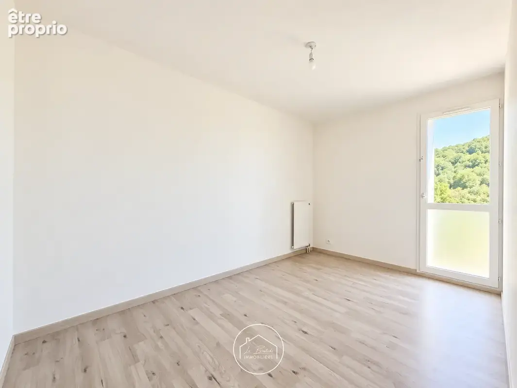 Marseille 11ème (La Valentine / Valbarelle)   Appartement de type 4/5 au dernier étage ! - photo 9