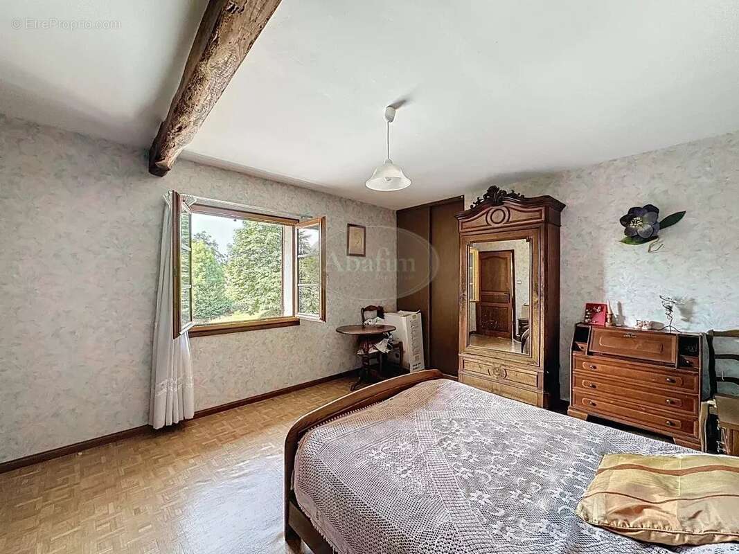 Maison à SAINTE-DODE