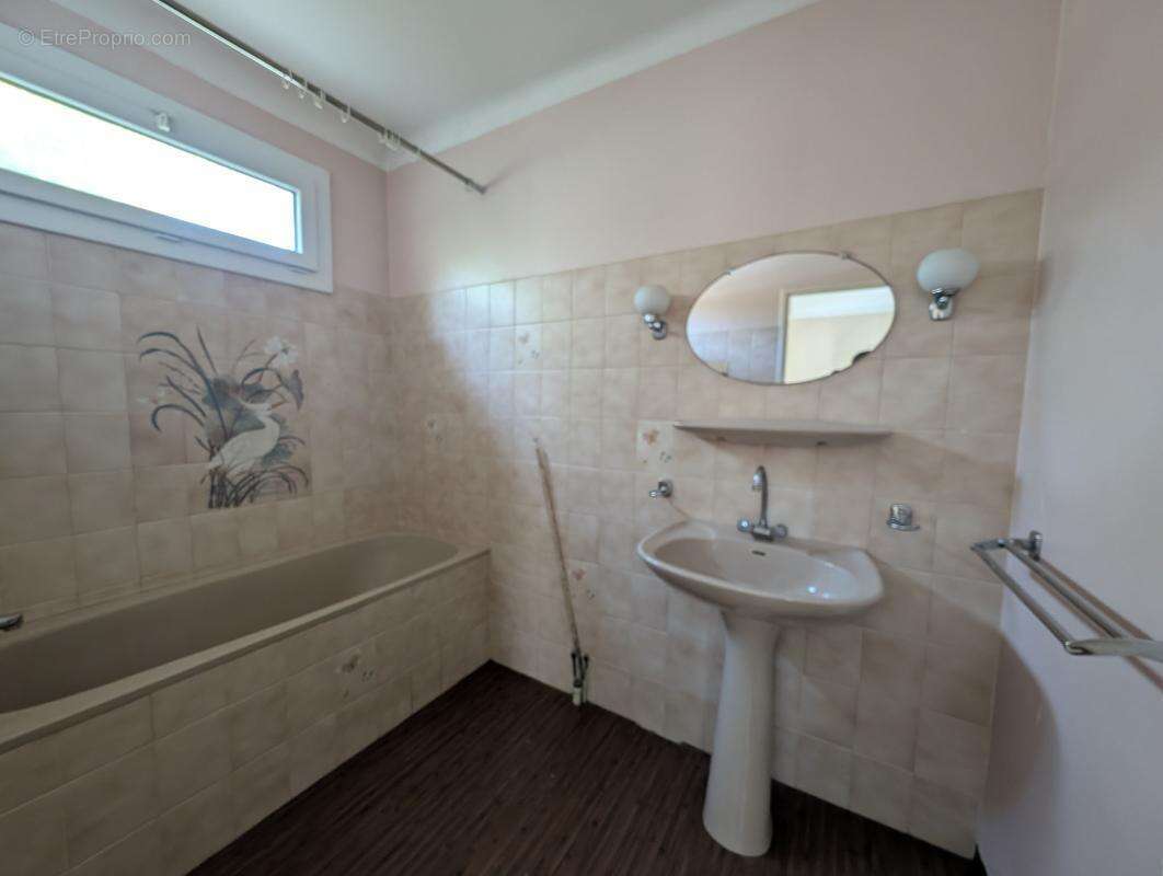 Maison à vendre à Pézenas – Calme et proximité du centre - photo 10