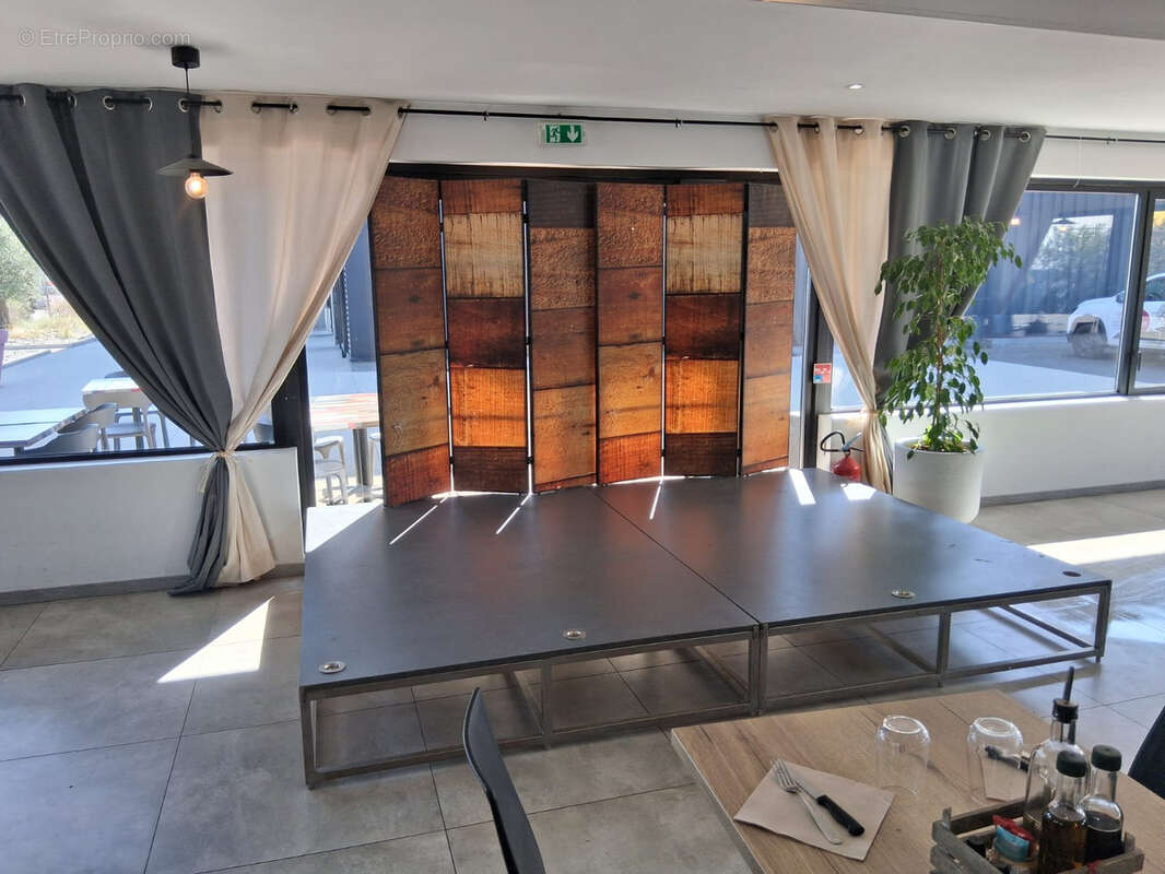 Commerce à MARIGNANE