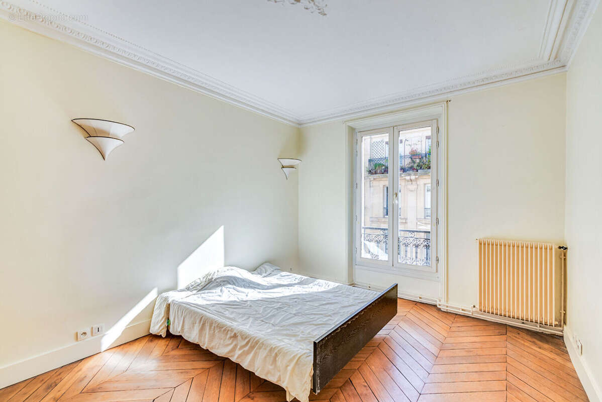 Appartement à PARIS-10E