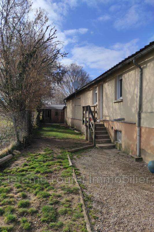Appartement à EGLETONS