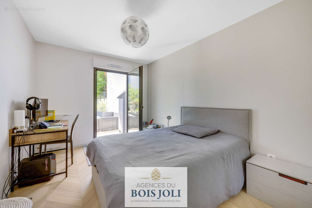 Appartement à ISSY-LES-MOULINEAUX