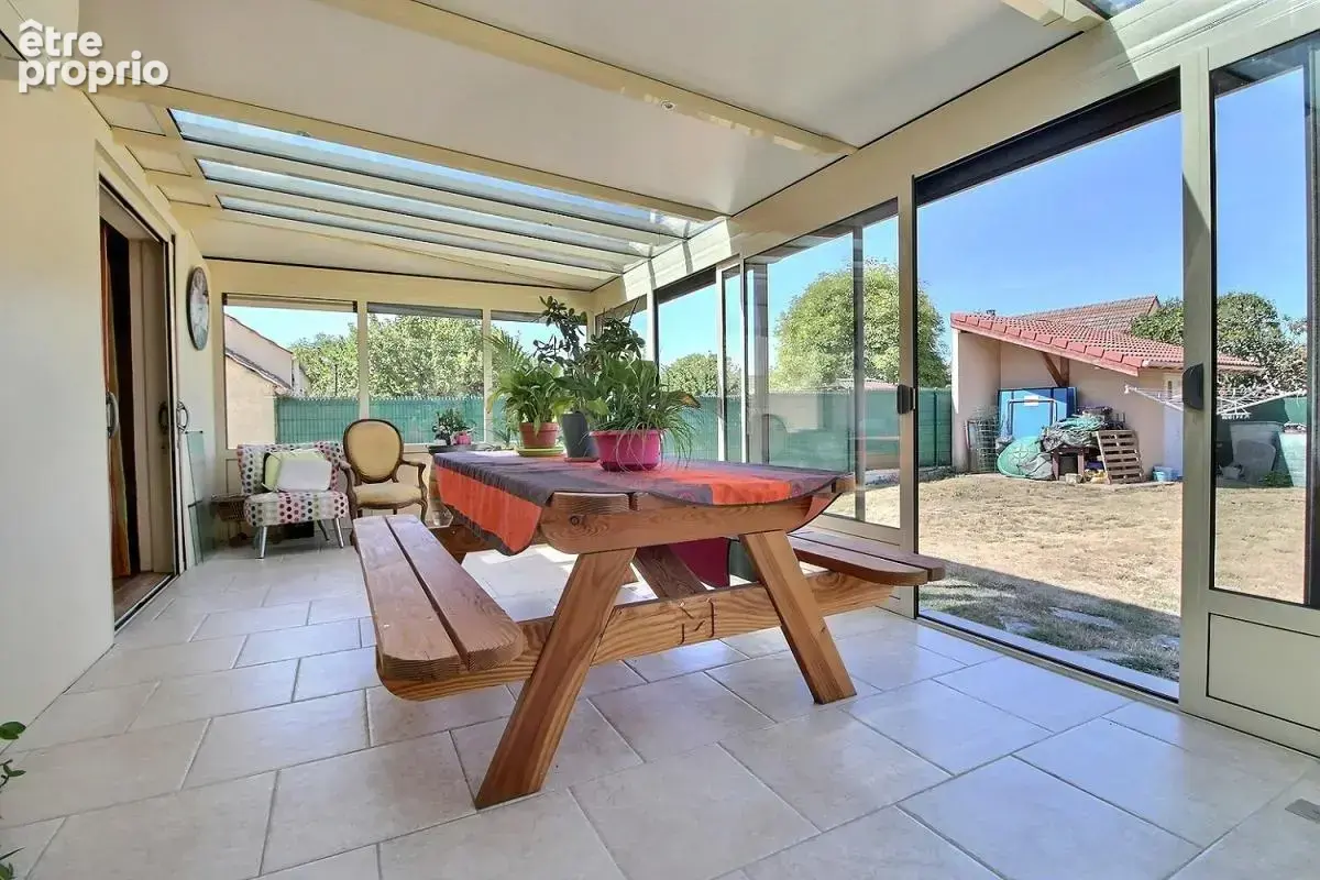 Maison individuelle, 4 chambres sur sous-sol total avec jardin - photo 9