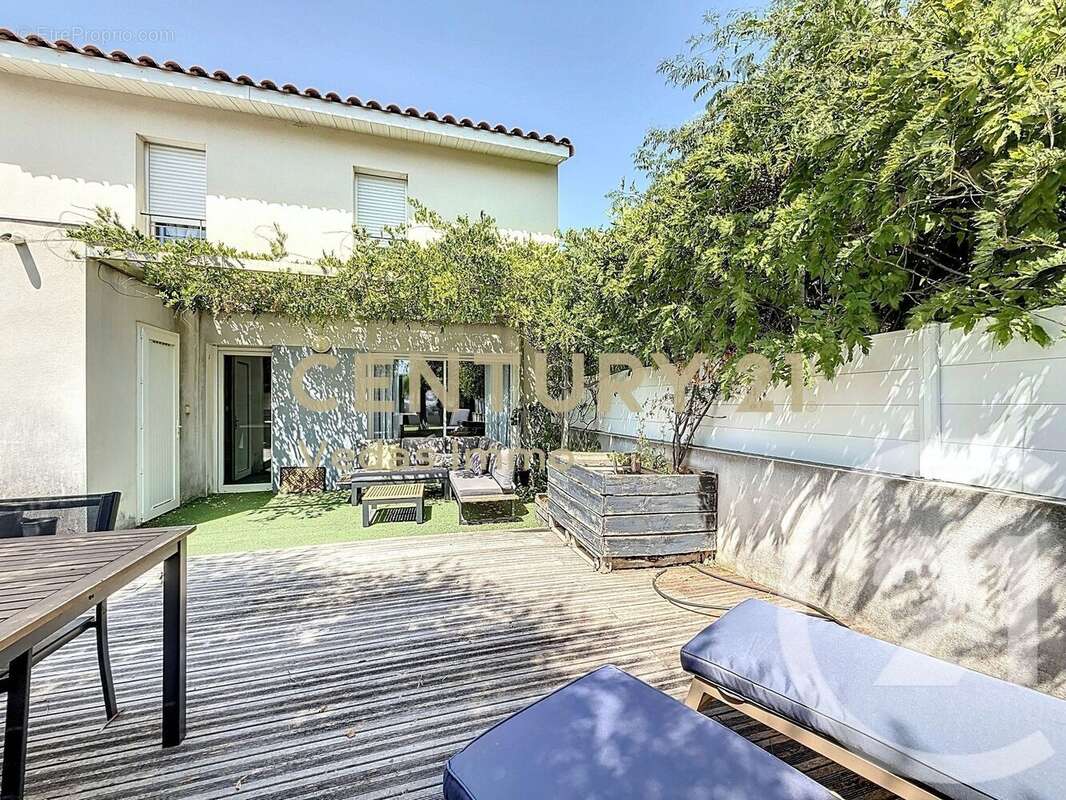 Maison à VENDARGUES