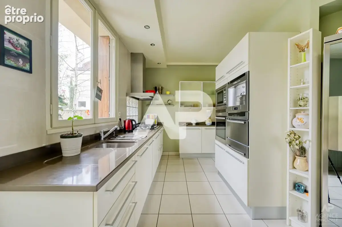 Maison Rueil Malmaison 6 pièce(s) 135 m2 - photo 6
