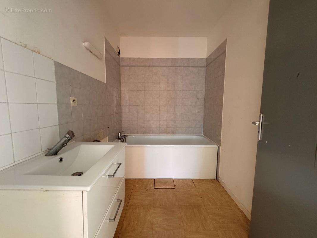 Appartement t4 - photo 10