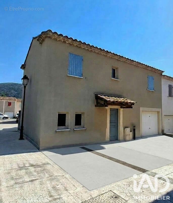 Maison 90 m² à Maubec  - photo 2