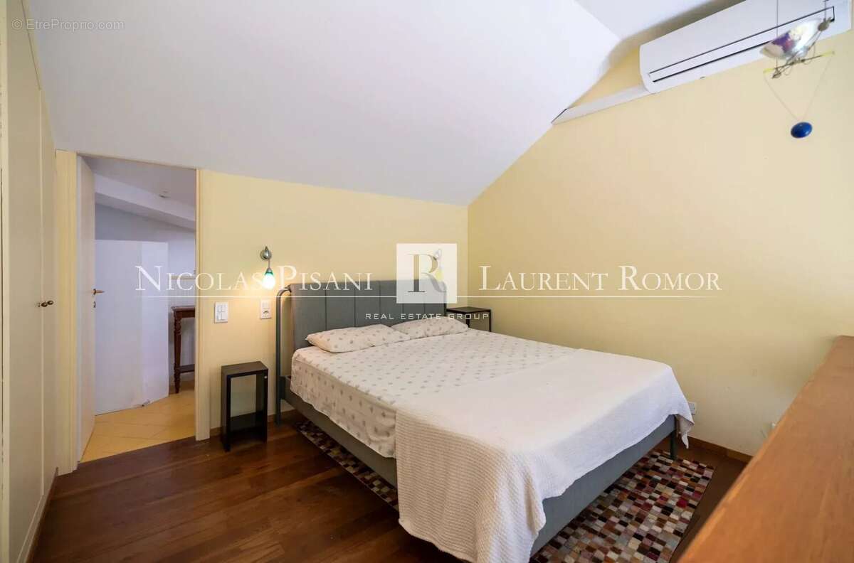 Appartement à VILLEFRANCHE-SUR-MER
