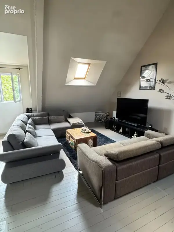 Lorient hyper centre appartement t3 style loft 85m2 au sol - photo 2
